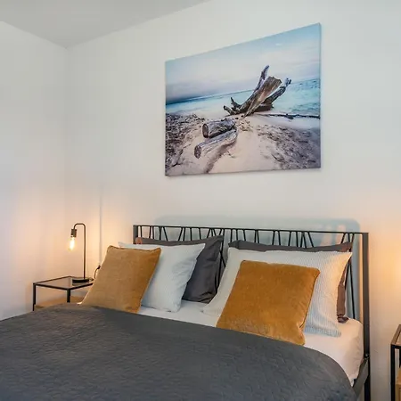 Una, A Charming Surrounded By Nature *