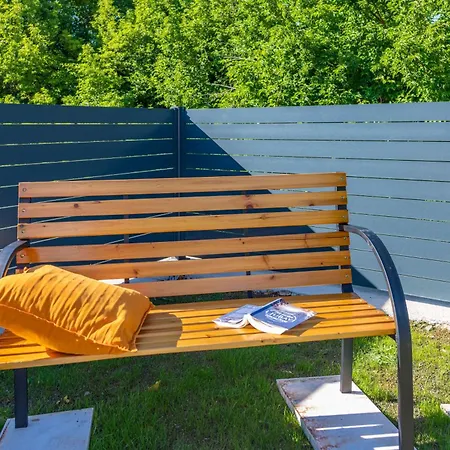 Una, A Charming Surrounded By Nature Holiday home